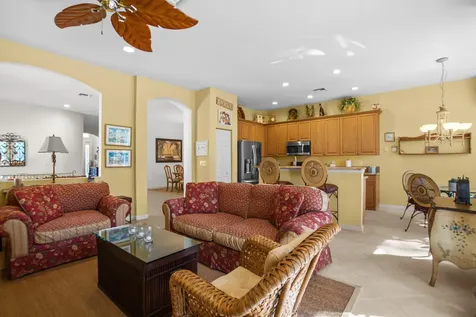 333 Nw Springview Loop Saint Lucie West FL 34986