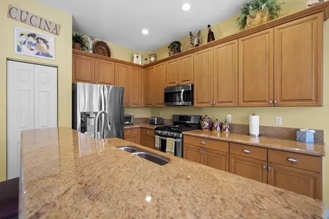 333 Nw Springview Loop Saint Lucie West FL 34986