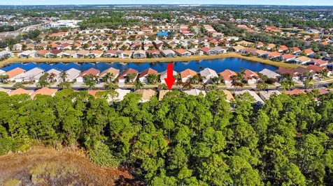 333 Nw Springview Loop Saint Lucie West FL 34986