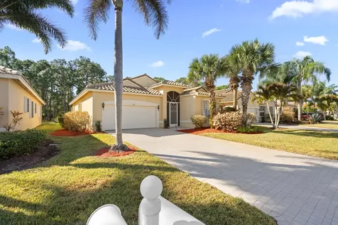 333 Nw Springview Loop Saint Lucie West FL 34986