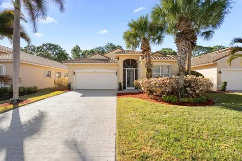 333 Nw Springview Loop Saint Lucie West FL 34986
