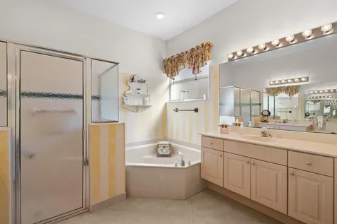 333 Nw Springview Loop Saint Lucie West FL 34986