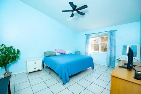 376 Nw Sherry Lane Port Saint Lucie FL 34986
