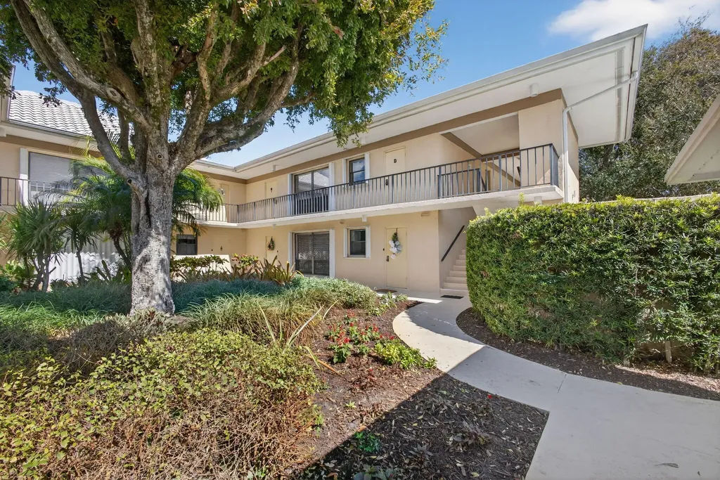 17 Se Turtle Creek Drive Jupiter FL 33469