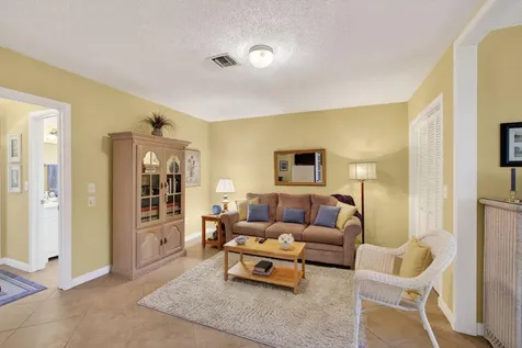 17 Se Turtle Creek Drive Jupiter FL 33469