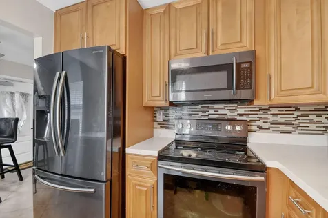 743 Burgundy P Delray Beach FL 33484