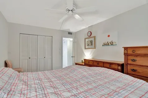 4076 Newport Q Deerfield Beach FL 33442