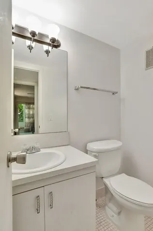 4076 Newport Q Deerfield Beach FL 33442