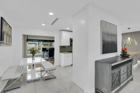 3150 Gulfstream Road Palm Springs FL 33461