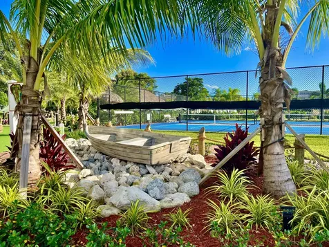 1011 Harwood C Deerfield Beach FL 33442