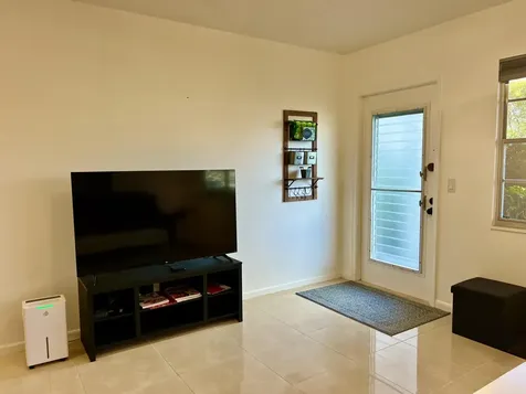 1011 Harwood C Deerfield Beach FL 33442