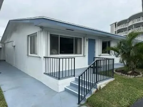 2440 Lake Osborne Drive Lake Worth Beach FL 33461