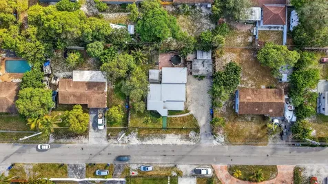 2640 SW 6th Court Fort Lauderdale FL 33312