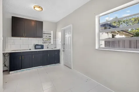2640 SW 6th Court Fort Lauderdale FL 33312