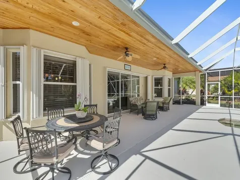 1710 Cassville Avenue Vero Beach FL 32966