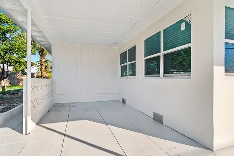 5208 Spruce Avenue West Palm Beach FL 33407