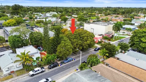 617 N H Street Lake Worth Beach FL 33460