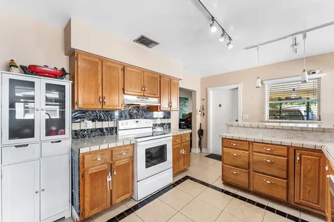 3680 Ne 15th Terrace Pompano Beach FL 33064