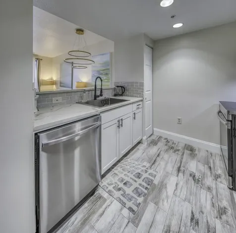 511 Lucerne Avenue Lake Worth Beach FL 33460