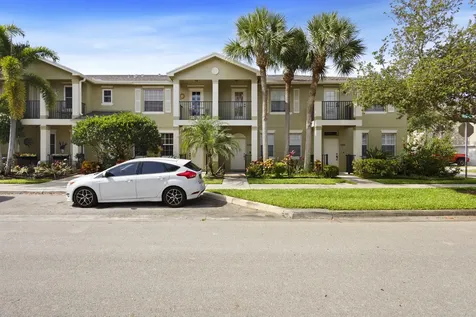 2148 Se Destin Drive Port Saint Lucie FL 34952
