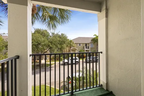 2148 Se Destin Drive Port Saint Lucie FL 34952