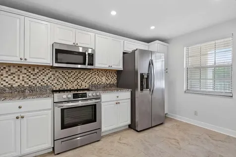 3503 Oaks Way Pompano Beach FL 33069