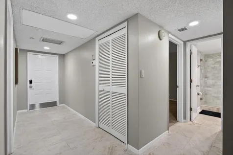 3503 Oaks Way Pompano Beach FL 33069