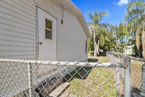 2671 Se Janet Street Stuart FL 34997