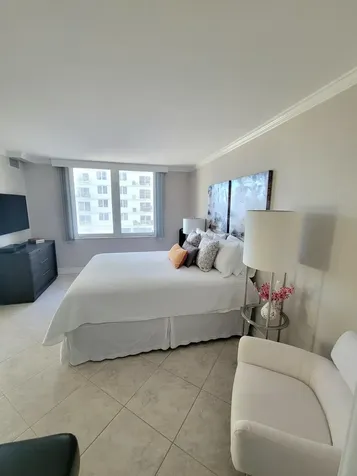 3221 S Ocean Boulevard Highland Beach FL 33487
