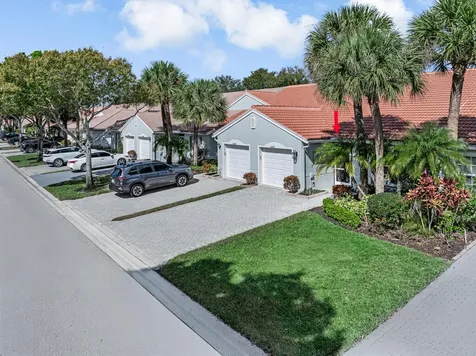 8482 Logia Circle Boynton Beach FL 33472