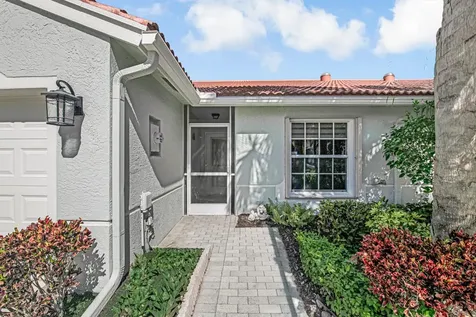 8482 Logia Circle Boynton Beach FL 33472