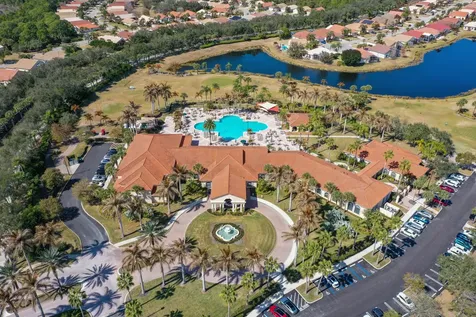 356 Nw Breezy Point Loop Port Saint Lucie FL 34986