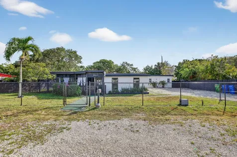 2640 SW 6th Court Fort Lauderdale FL 33312