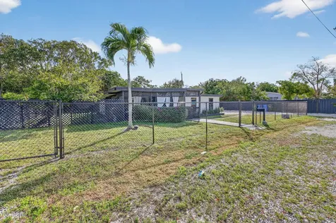 2640 SW 6th Court Fort Lauderdale FL 33312