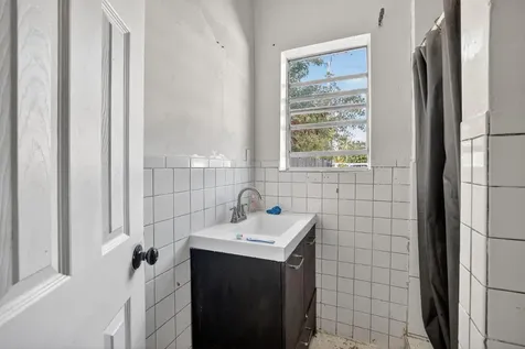 2640 SW 6th Court Fort Lauderdale FL 33312