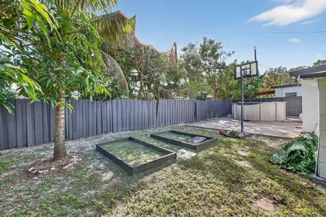 2640 SW 6th Court Fort Lauderdale FL 33312