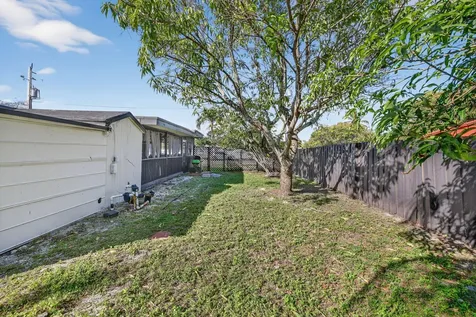 2640 SW 6th Court Fort Lauderdale FL 33312