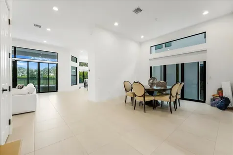 9093 Chauvet Way Boca Raton FL 33496