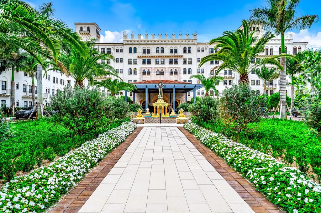 361 Mizner Lake Estates Drive Boca Raton FL 33432