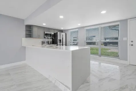 708-710 NE 23rd Avenue Pompano Beach FL 33062