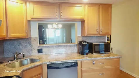 1032 Ainslie B Boca Raton FL 33434