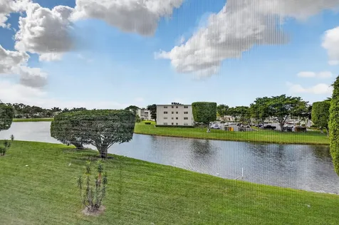 1032 Ainslie B Boca Raton FL 33434
