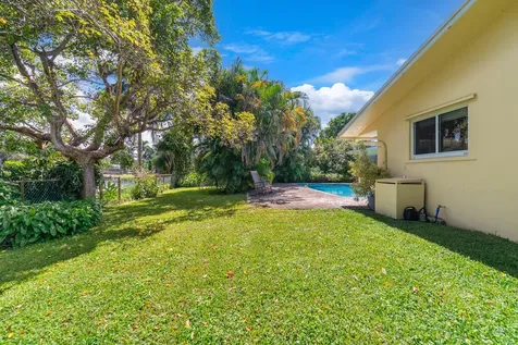 1040 Renmar Drive Plantation FL 33317