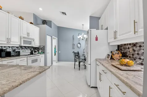 5050 Polly Park Lane Boynton Beach FL 33437
