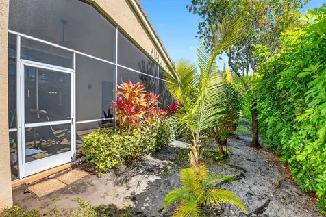 5050 Polly Park Lane Boynton Beach FL 33437