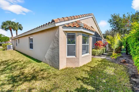 5050 Polly Park Lane Boynton Beach FL 33437