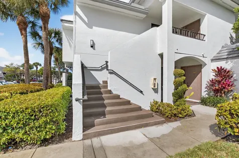 7320 Clunie Place Delray Beach FL 33446