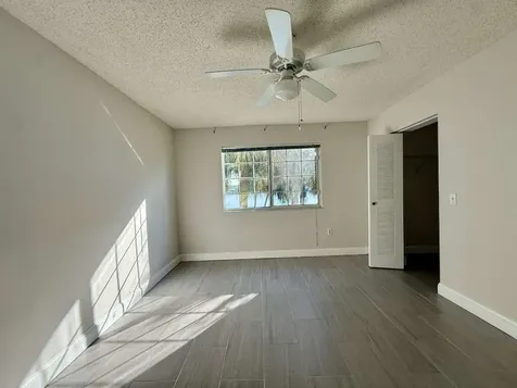 5035 Wiles Road Coconut Creek FL 33073