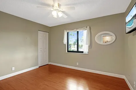 426 Pine Glen Lane Greenacres FL 33463