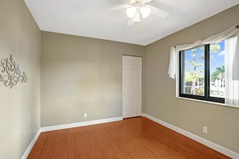 426 Pine Glen Lane Greenacres FL 33463